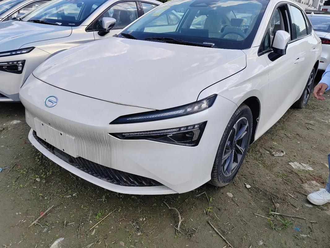 传祺新能源汽车,技术革新引领未来出行新风尚 小车配件 传祺新能源汽车,技术革新引领未来出行新风尚 第2张 传祺新能源汽车,技术革新引领未来出行新风尚 小车配件